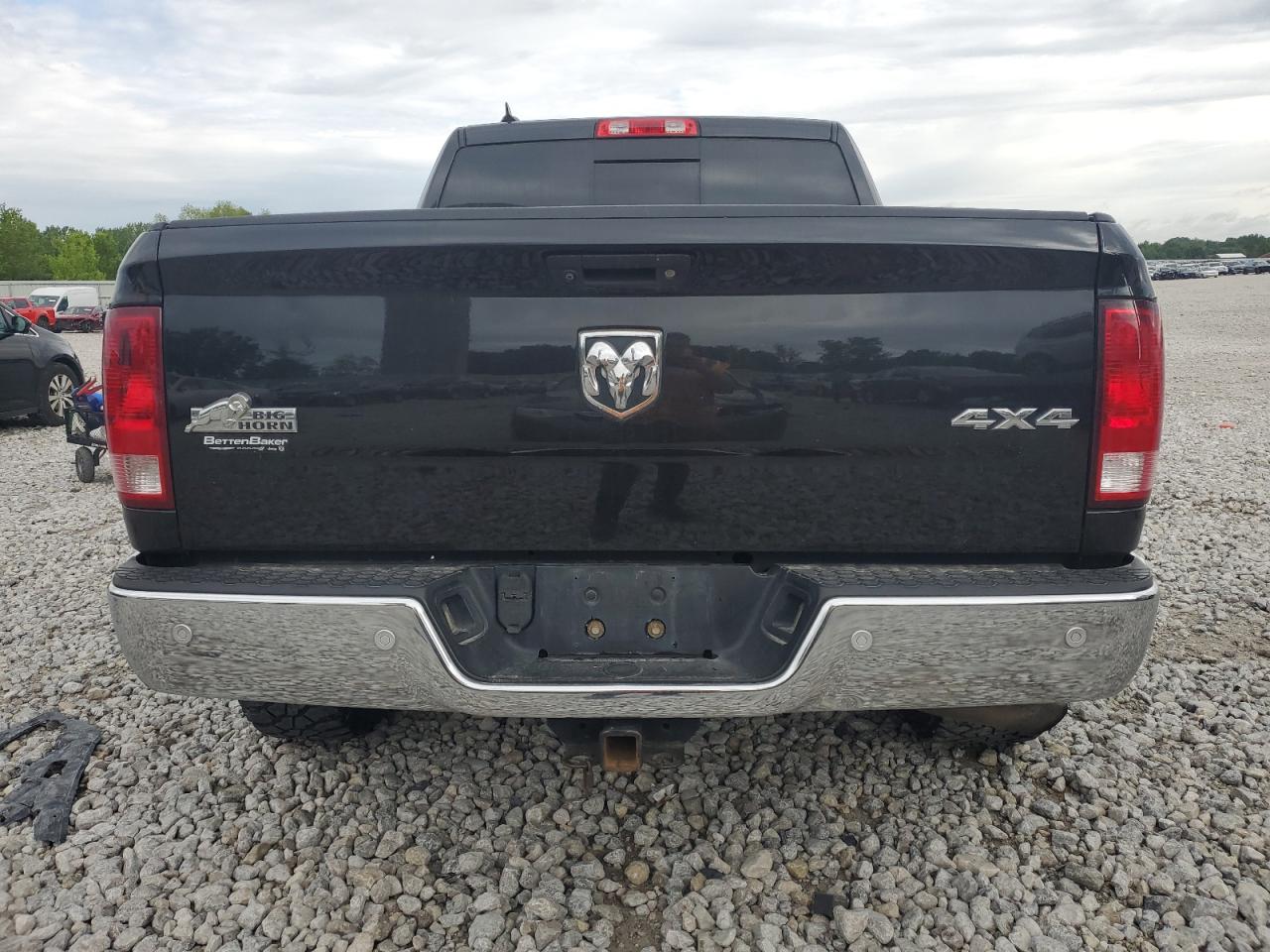2016 RAM 1500 SLT photo 6