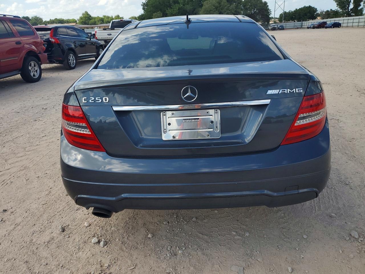 2013 MERCEDES-BENZ C 250 photo 16
