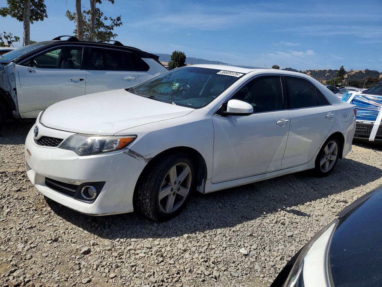 2013 TOYOTA CAMRY
