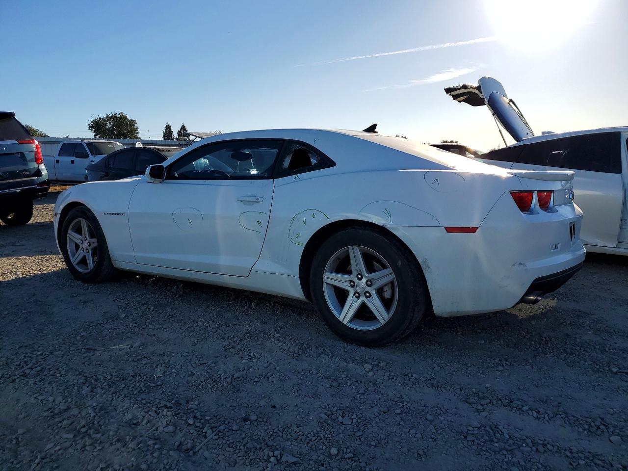 2011 CHEVROLET CAMARO LT photo 2