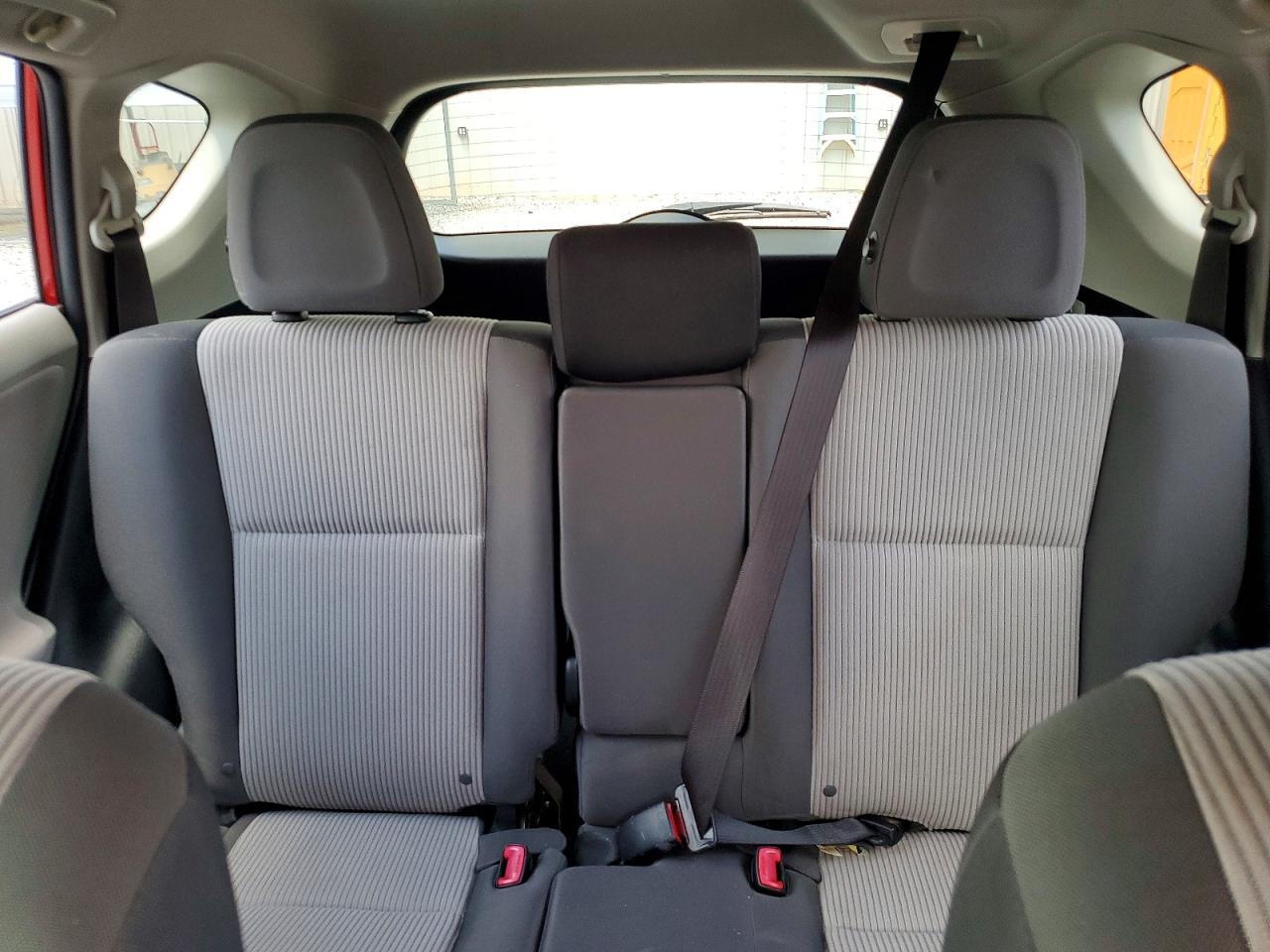 2013 TOYOTA RAV4 LE photo 19