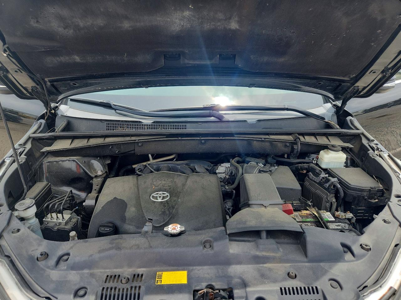 2019 TOYOTA HIGHLANDER LE photo 23