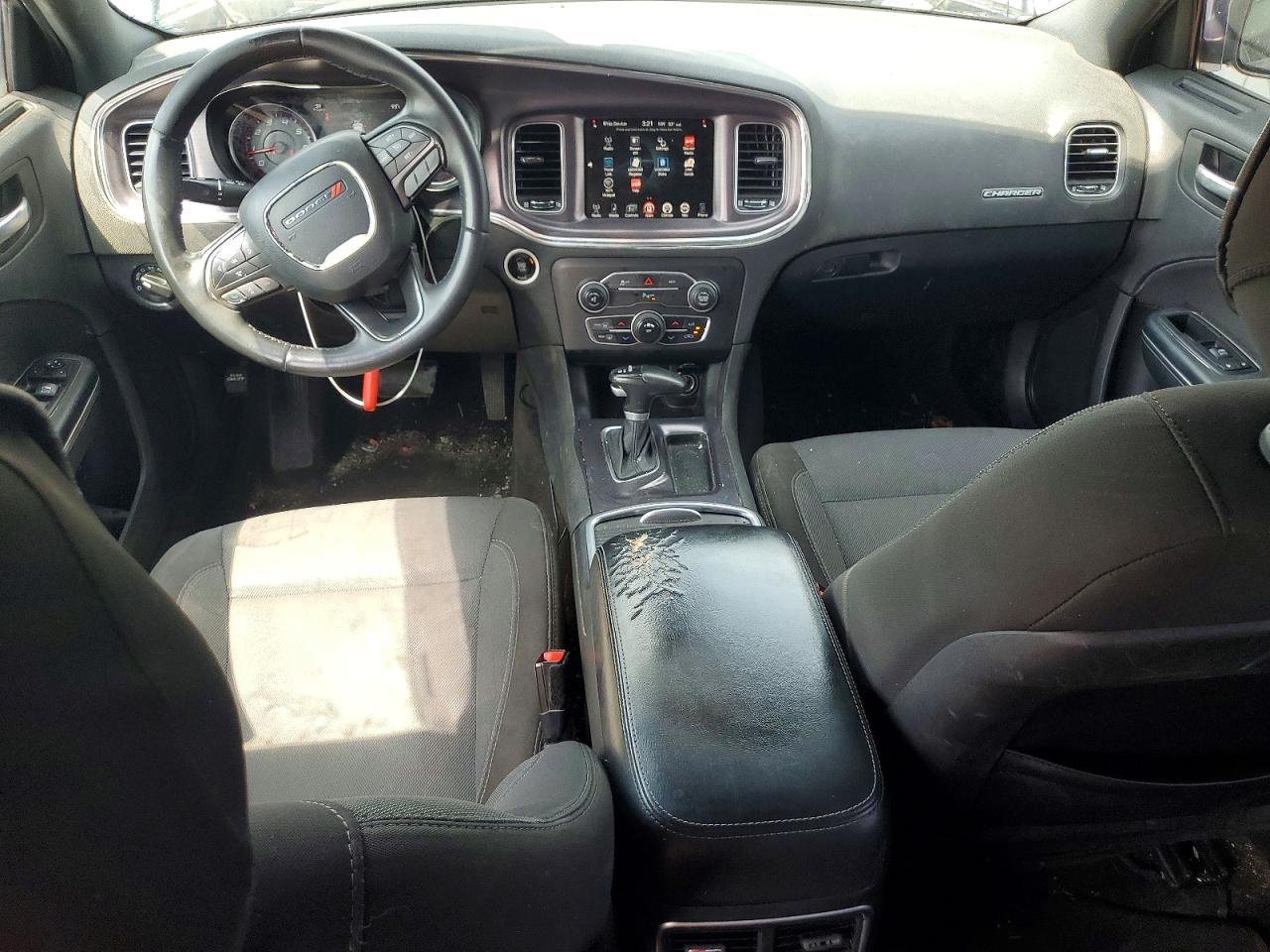 2016 DODGE CHARGER SE photo 22