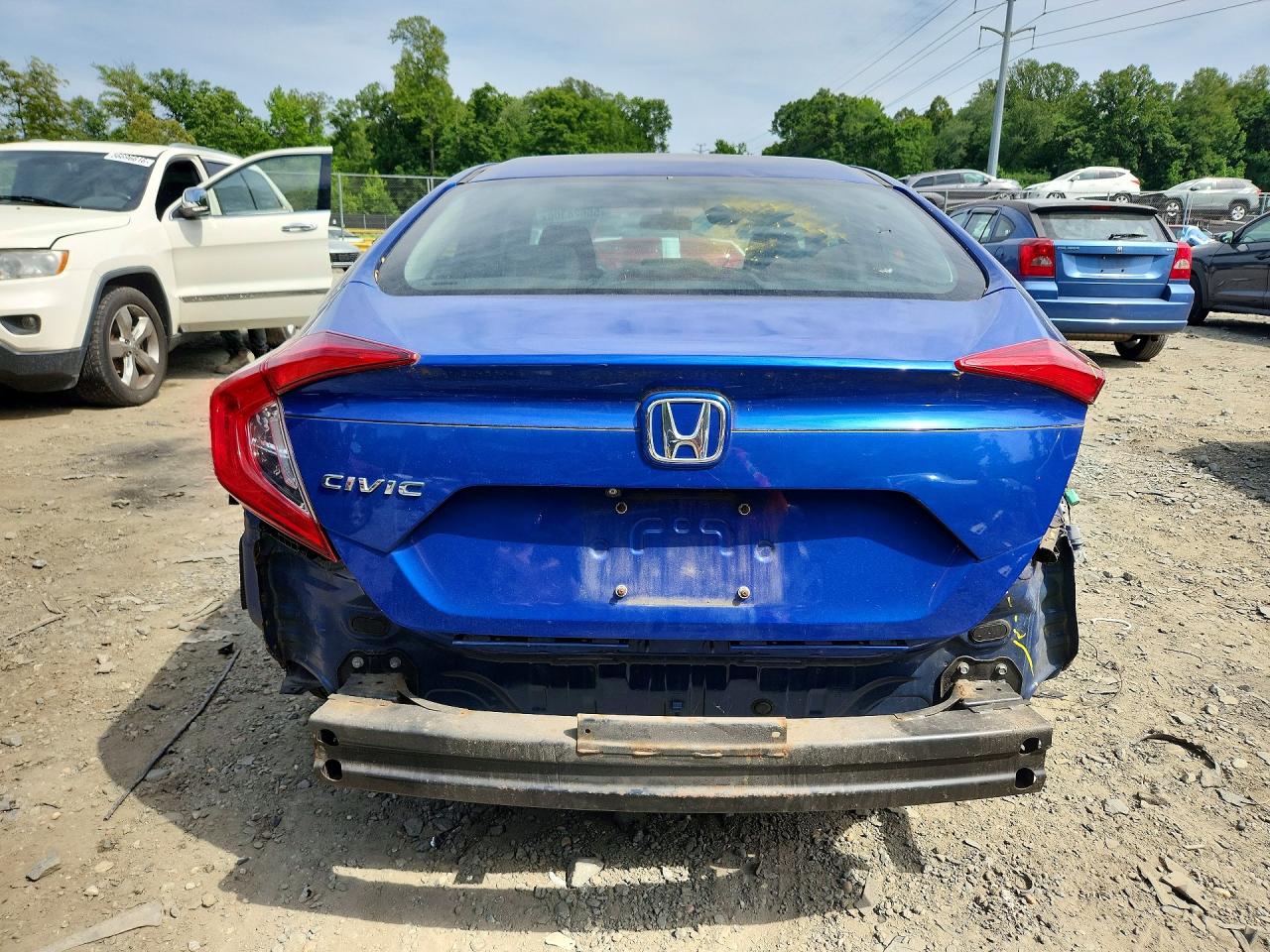 2017 HONDA CIVIC LX photo 11