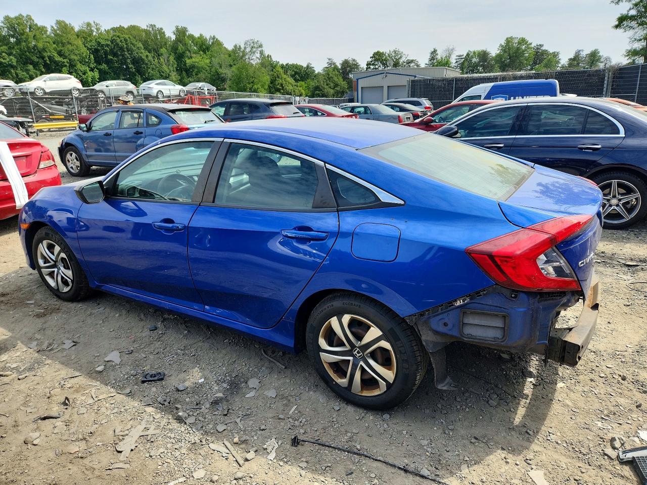2017 HONDA CIVIC LX photo 3