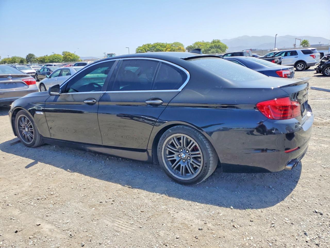 2013 BMW 528 I photo 3