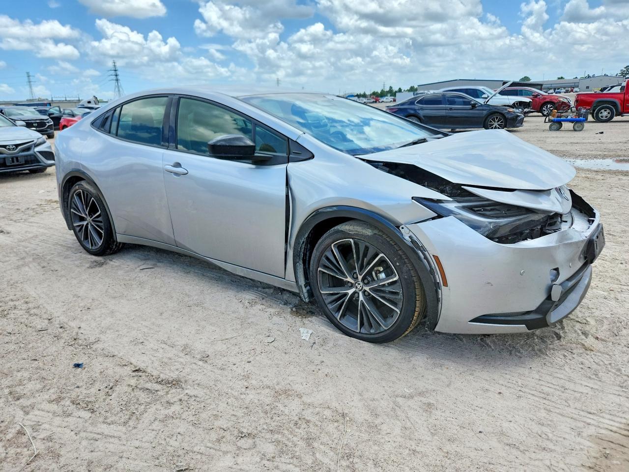 2024 TOYOTA PRIUS XLE photo 7