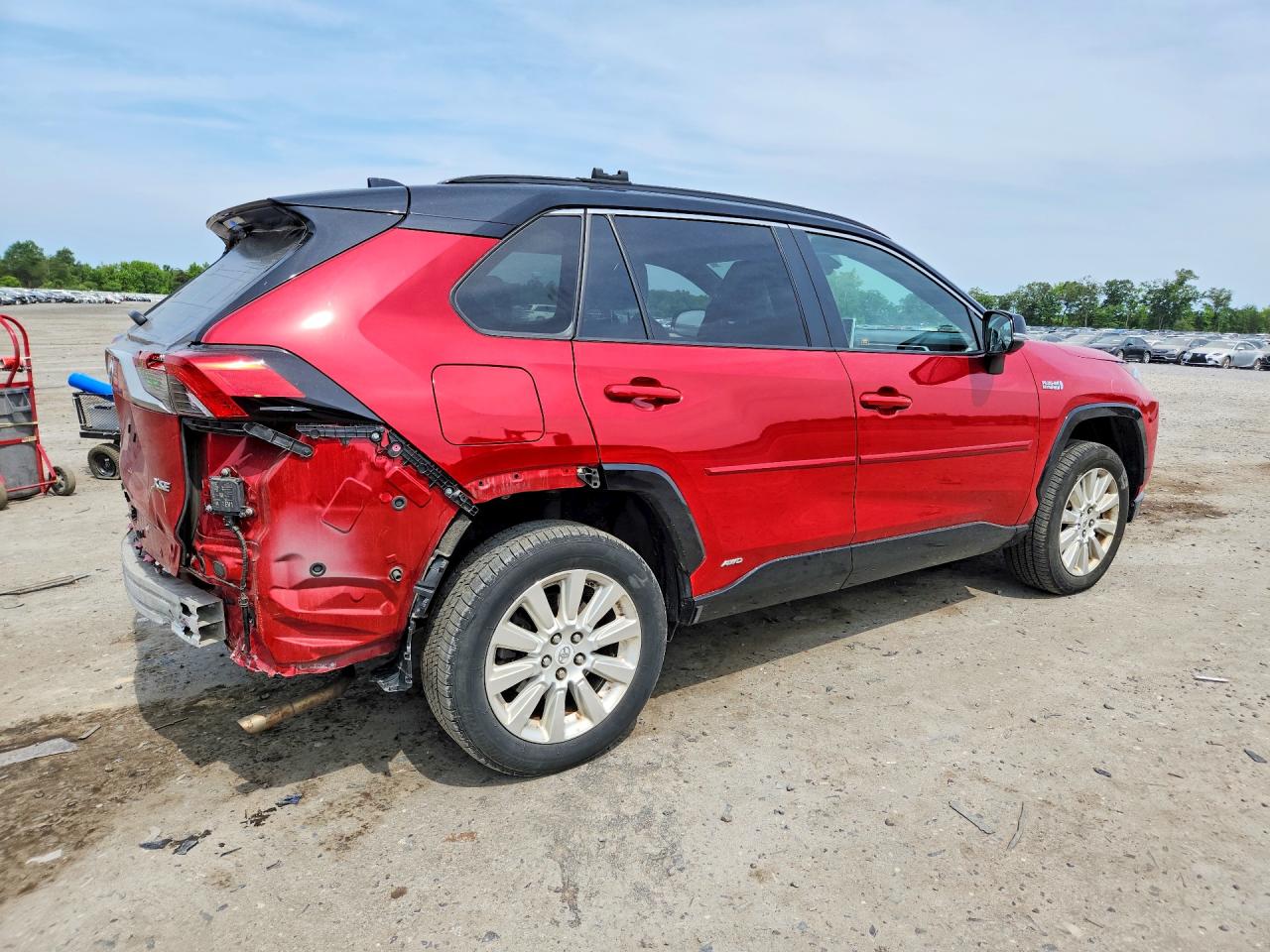 2021 TOYOTA RAV4 PRIME XSE photo 5