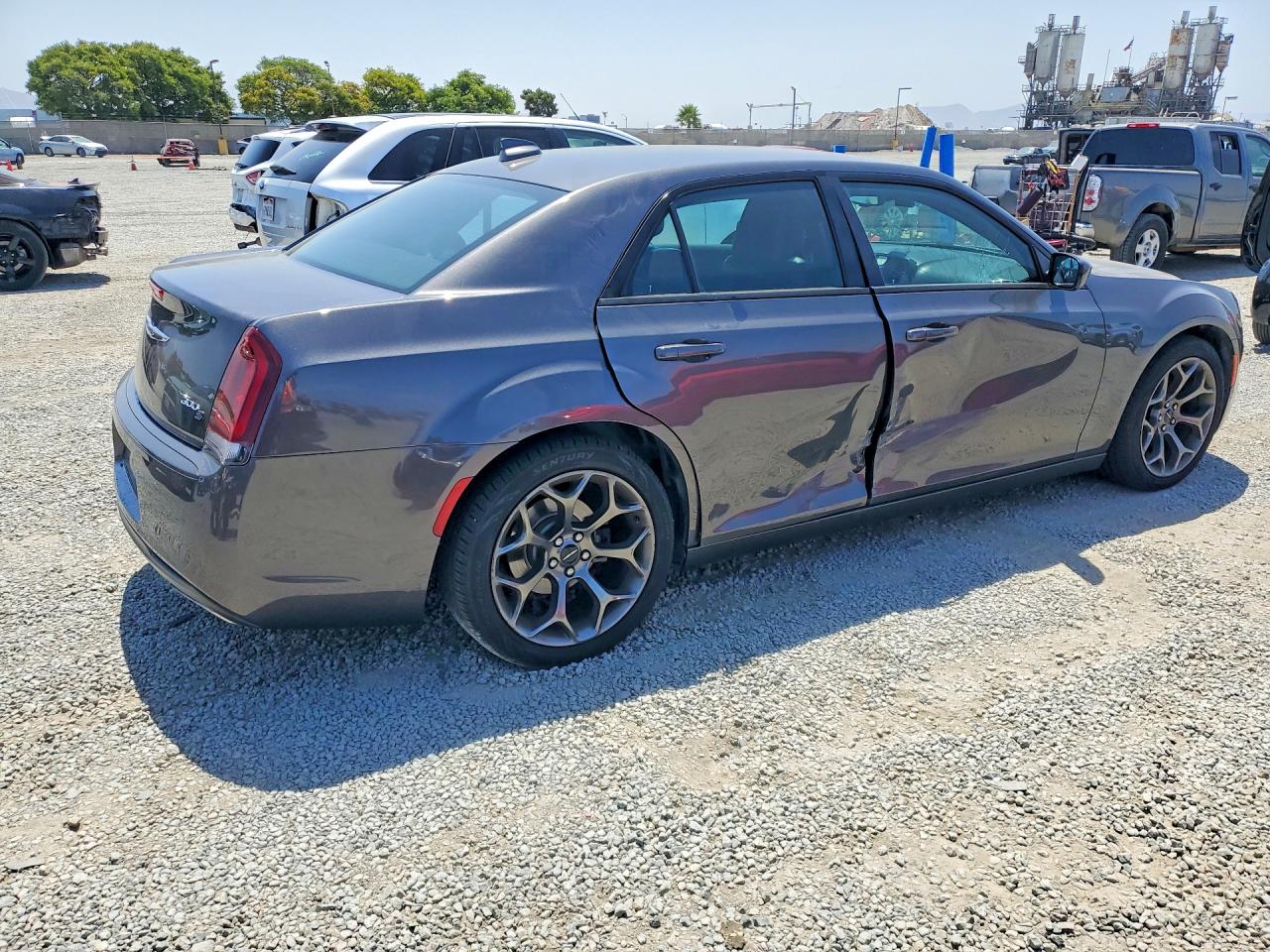 2016 CHRYSLER 300 S photo 5
