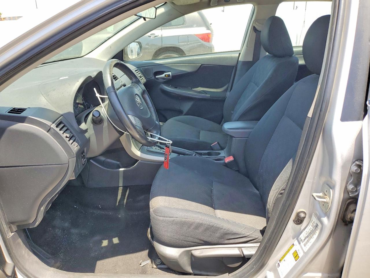 2009 TOYOTA COROLLA S photo 7