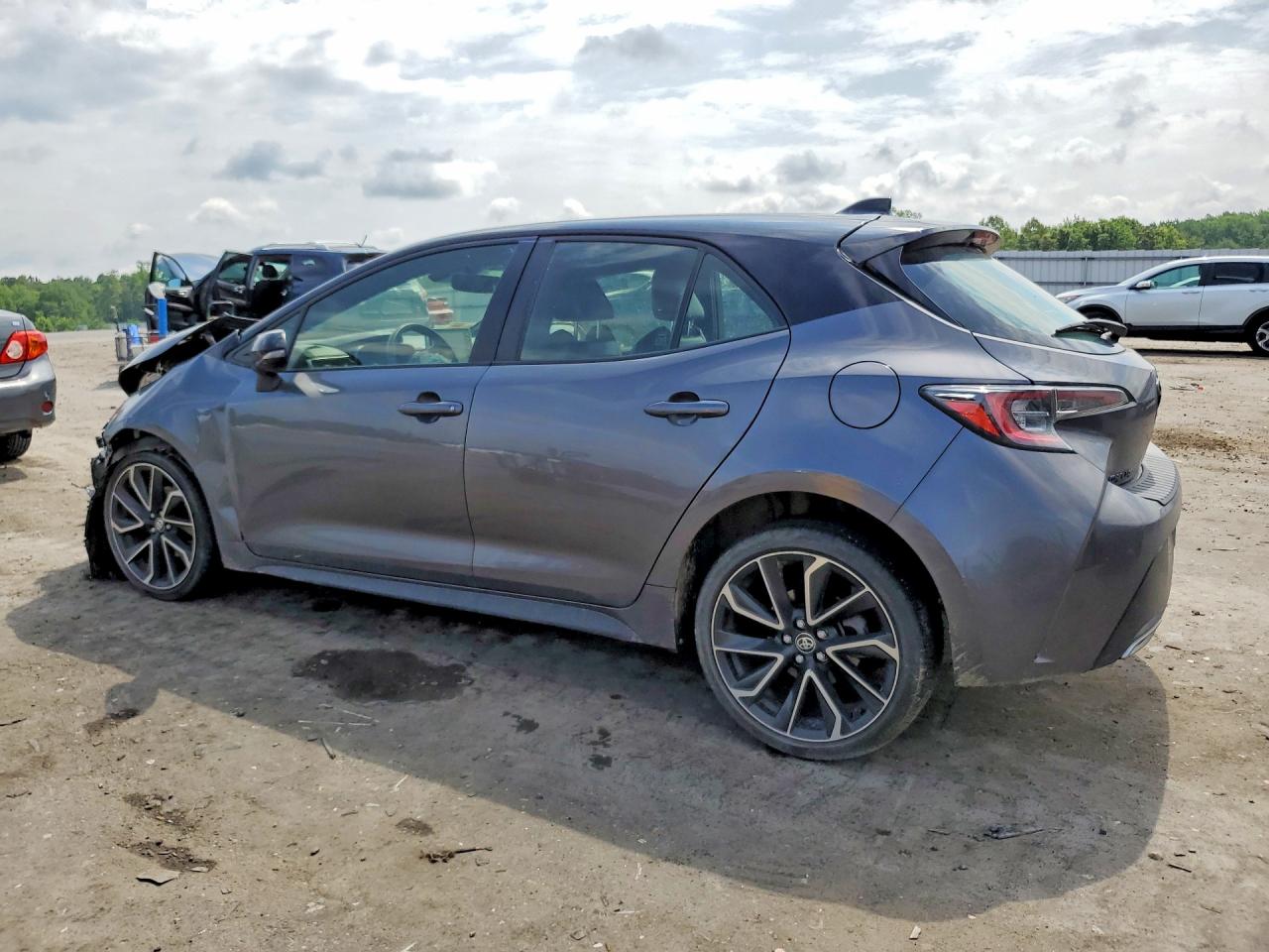2021 TOYOTA COROLLA XSE photo 3