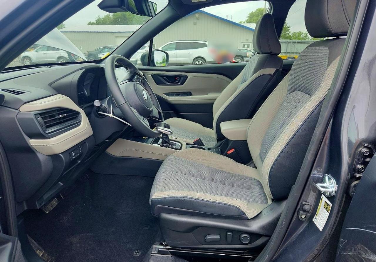 2025 SUBARU FORESTER PREMIUM photo 13