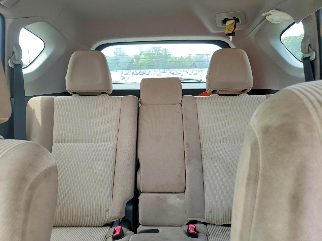 2013 TOYOTA RAV4 LE photo 10
