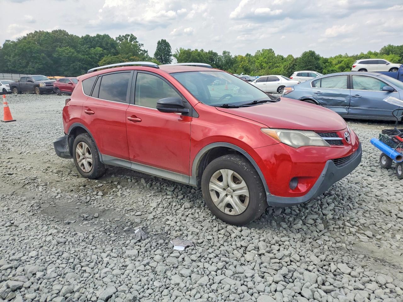 2013 TOYOTA RAV4 LE photo 4