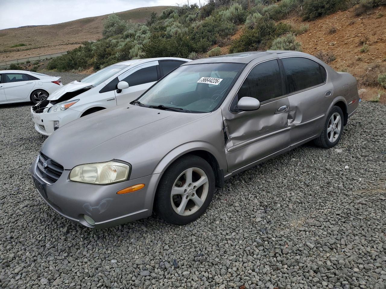2000 NISSAN MAXIMA