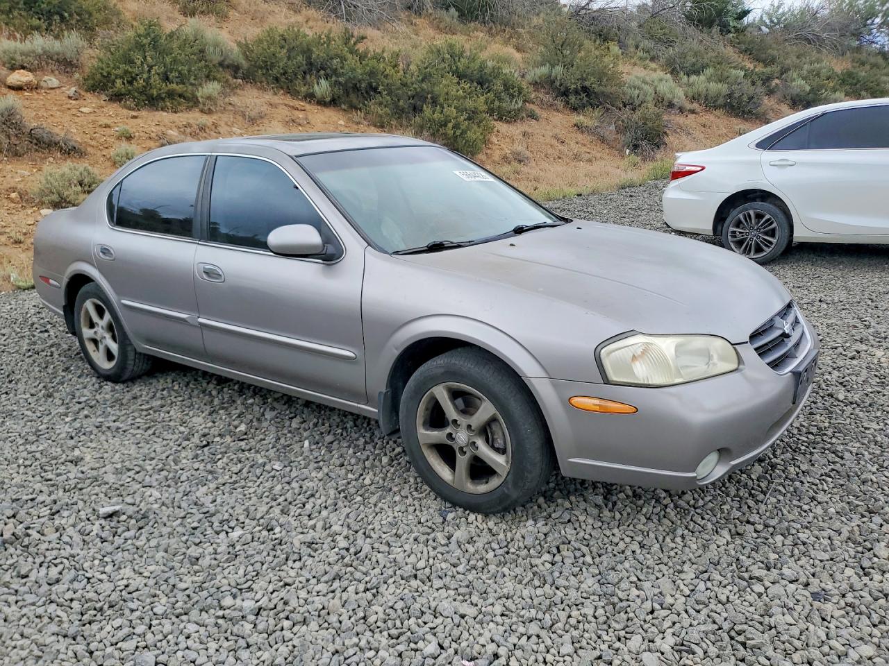 2000 NISSAN MAXIMA GXE photo 4