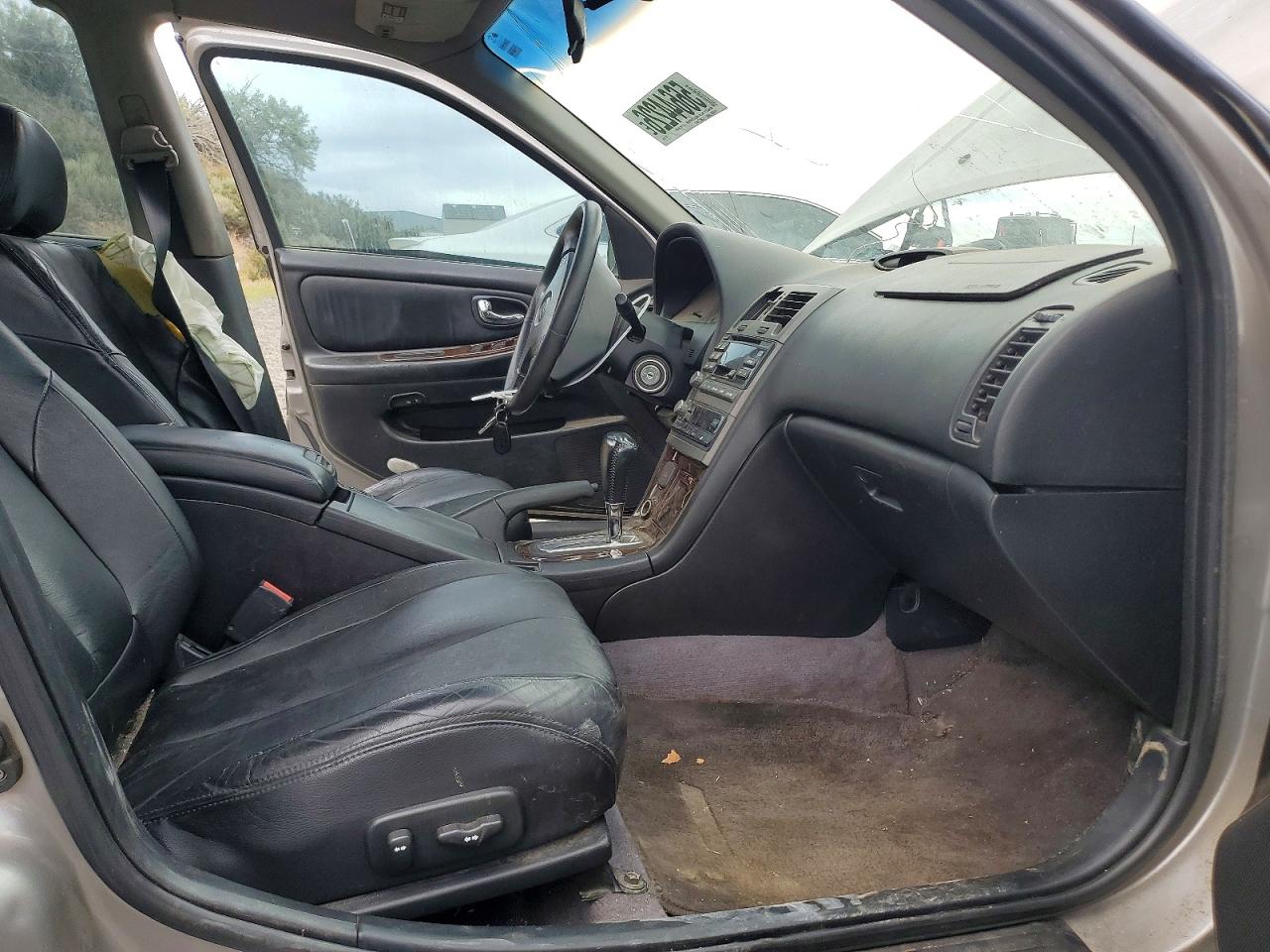 2000 NISSAN MAXIMA GXE photo 7