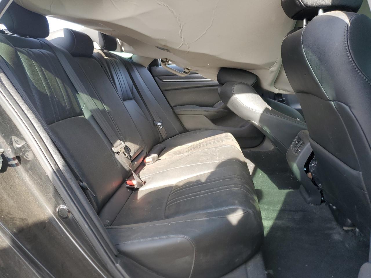 2020 HONDA ACCORD TOURING photo 19