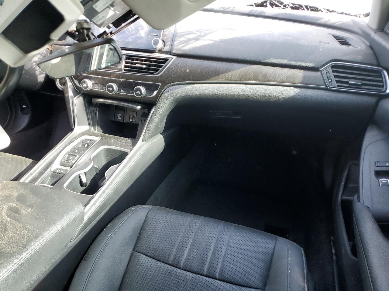 2020 HONDA ACCORD TOURING photo 15