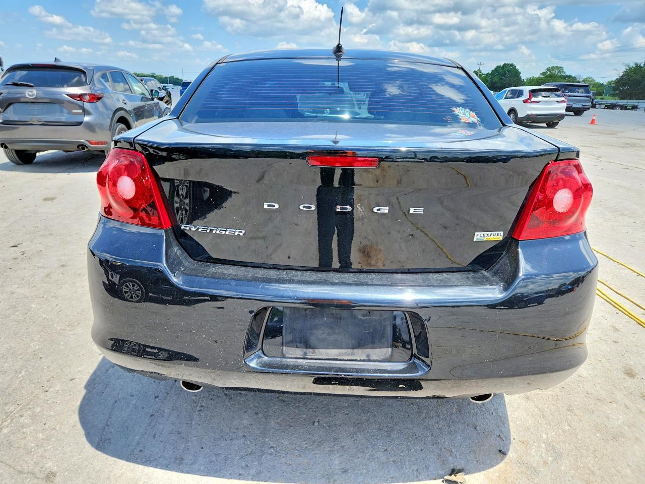 2014 DODGE AVENGER SE photo 11