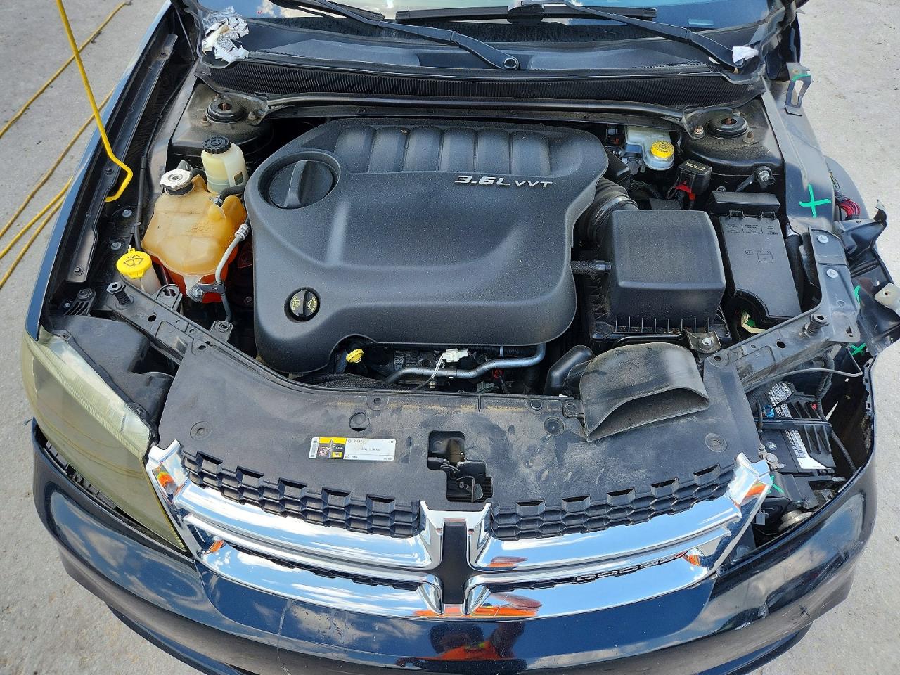 2014 DODGE AVENGER SE photo 21