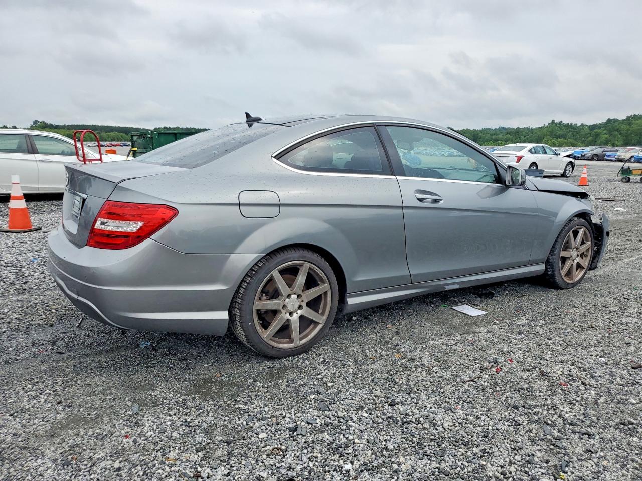 2013 MERCEDES-BENZ C 250 photo 5