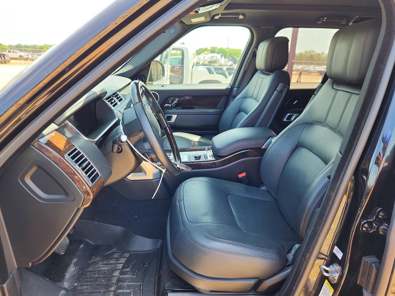 2020 LAND ROVER RANGE ROVER HSE photo 7