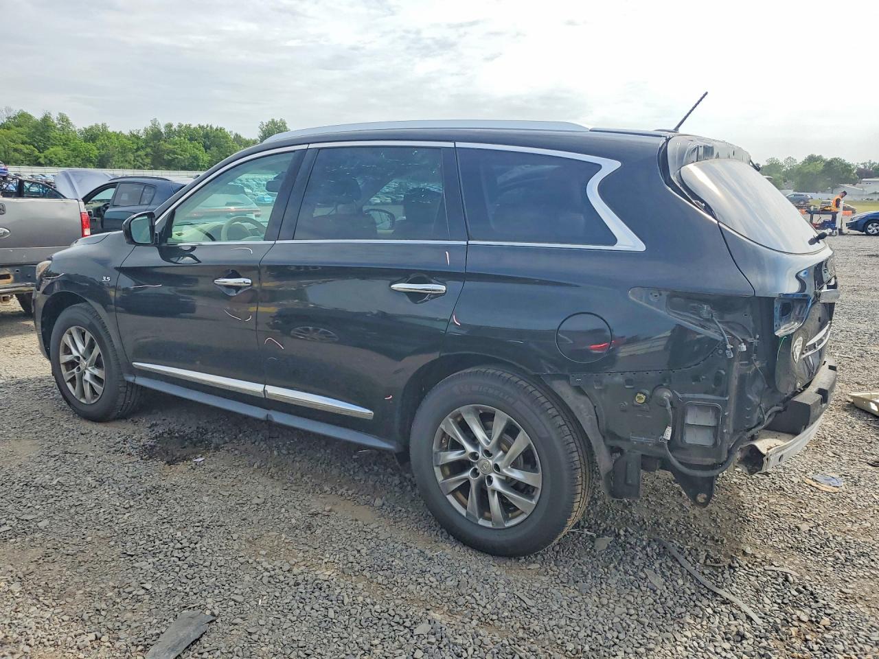 2014 INFINITI QX60 BASE photo 3