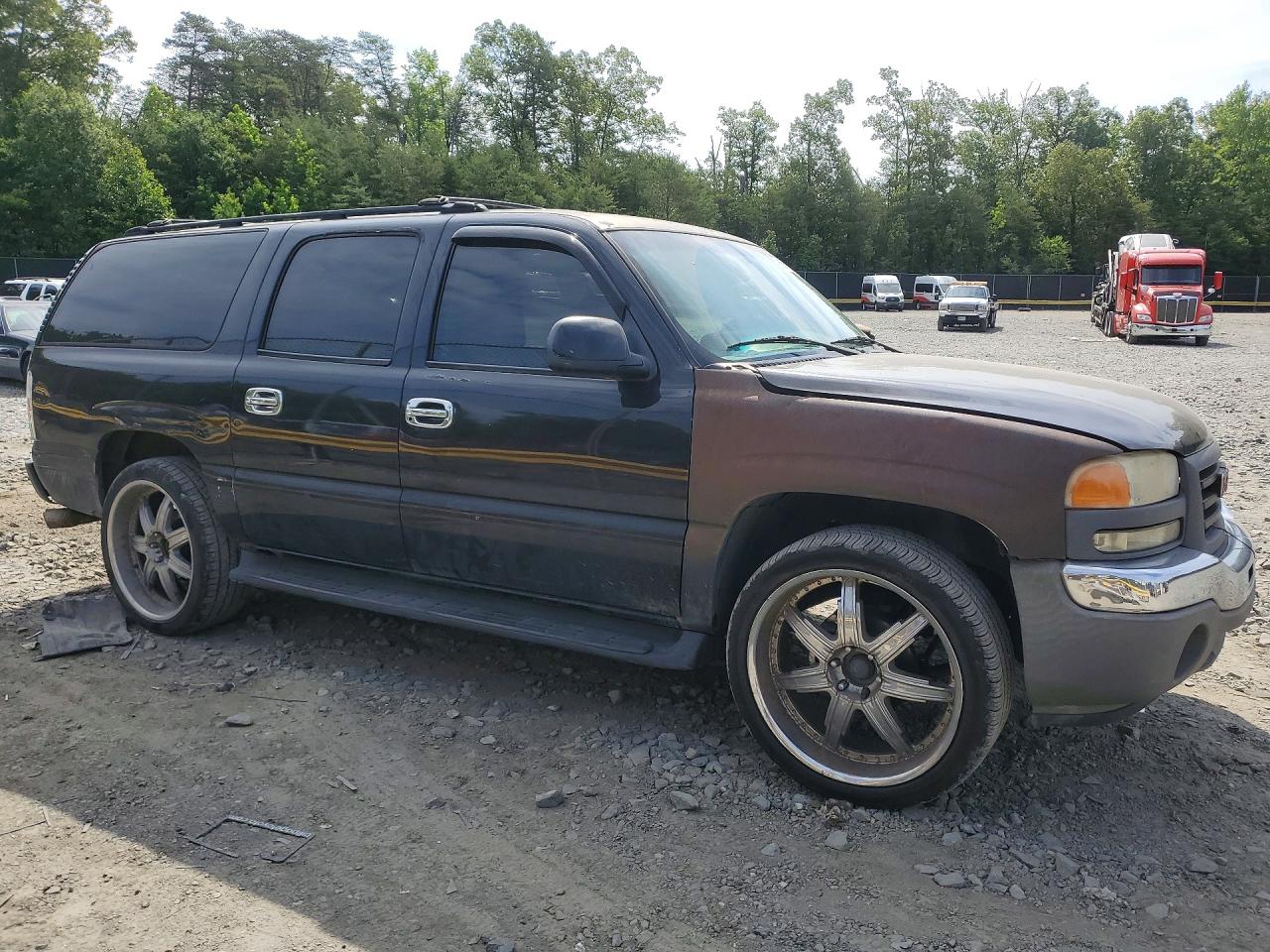 2002 GMC YUKON XL K1500 photo 7