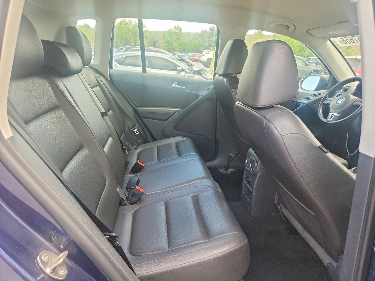 2016 VOLKSWAGEN TIGUAN S photo 21