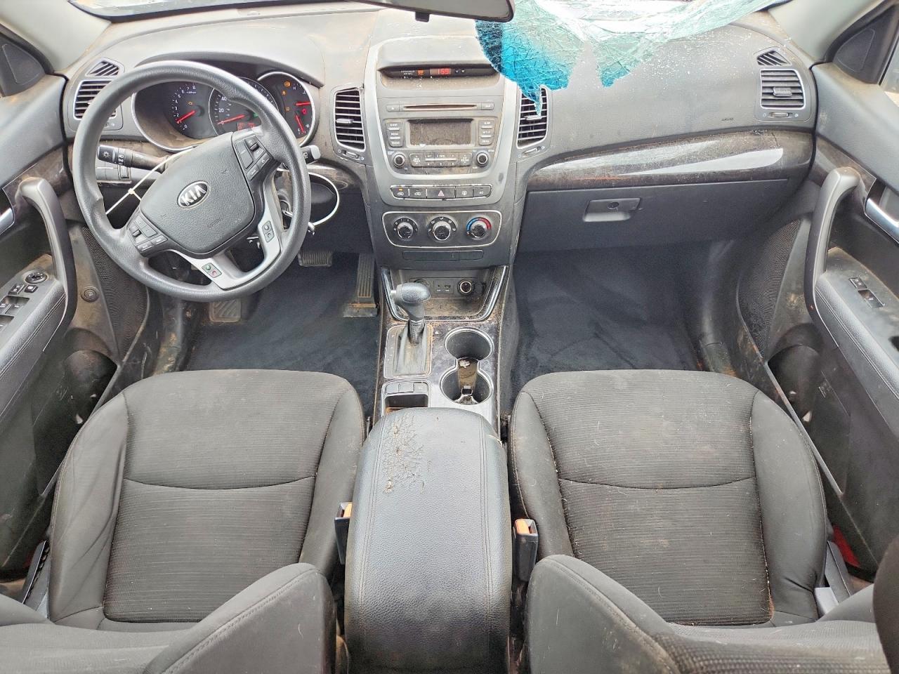 2015 KIA SORENTO LX photo 8