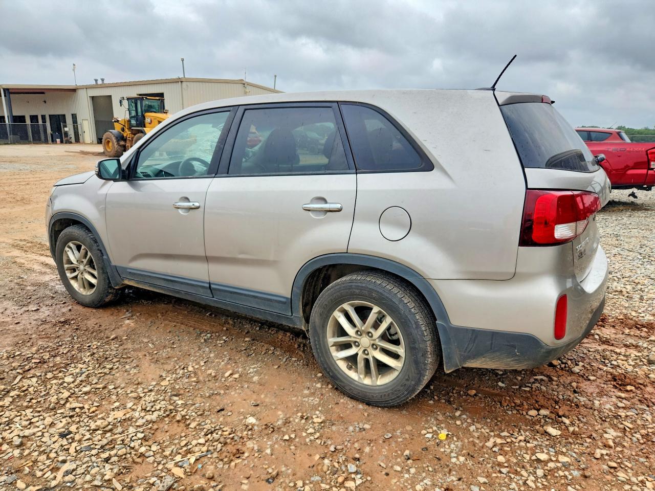 2015 KIA SORENTO LX photo 2