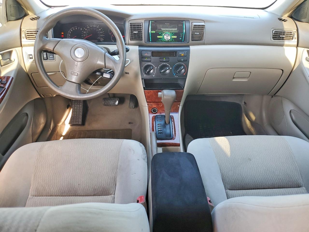 2008 TOYOTA COROLLA LE photo 8