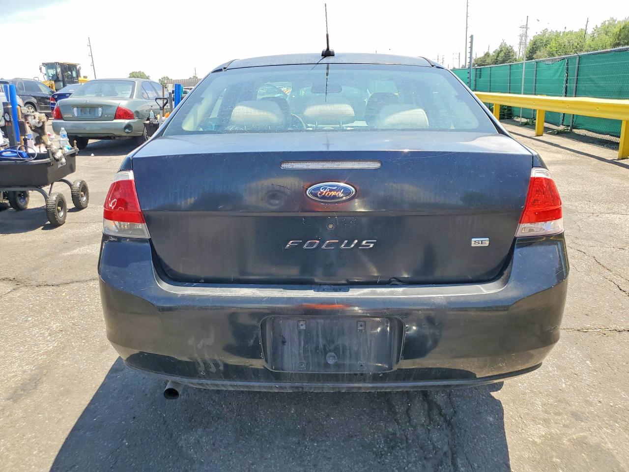 2009 FORD FOCUS SE photo 11