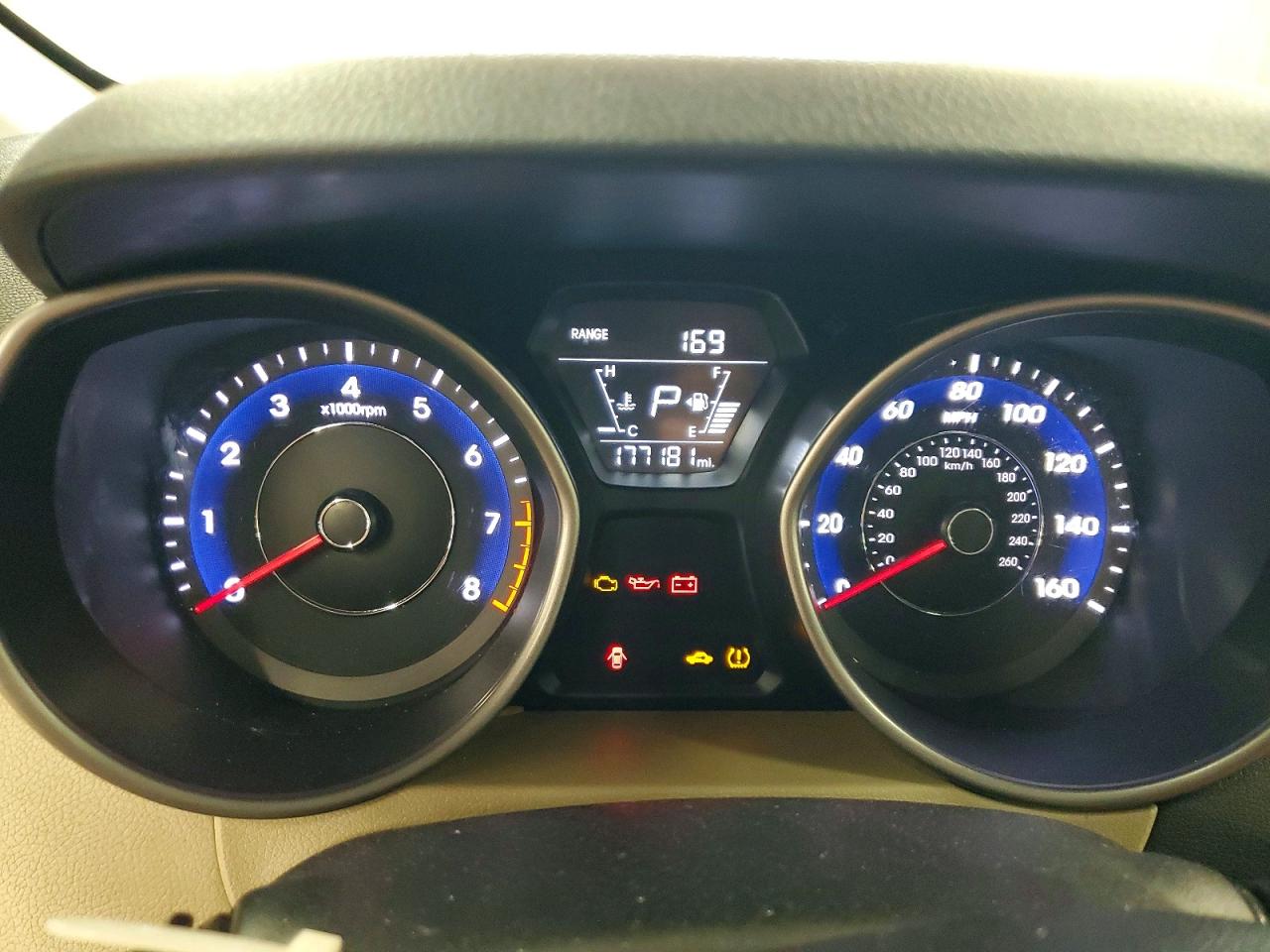 2016 HYUNDAI ELANTRA VALUE EDITION photo 9