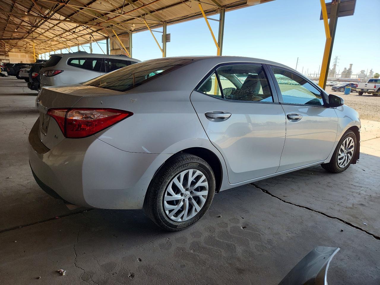 2017 TOYOTA COROLLA LE photo 7