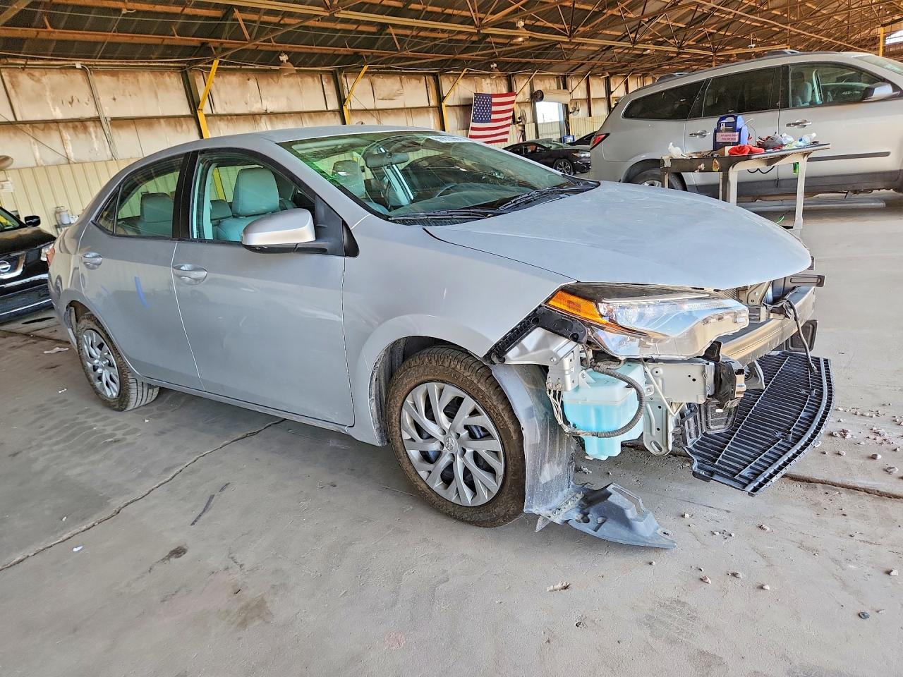 2017 TOYOTA COROLLA LE photo 10