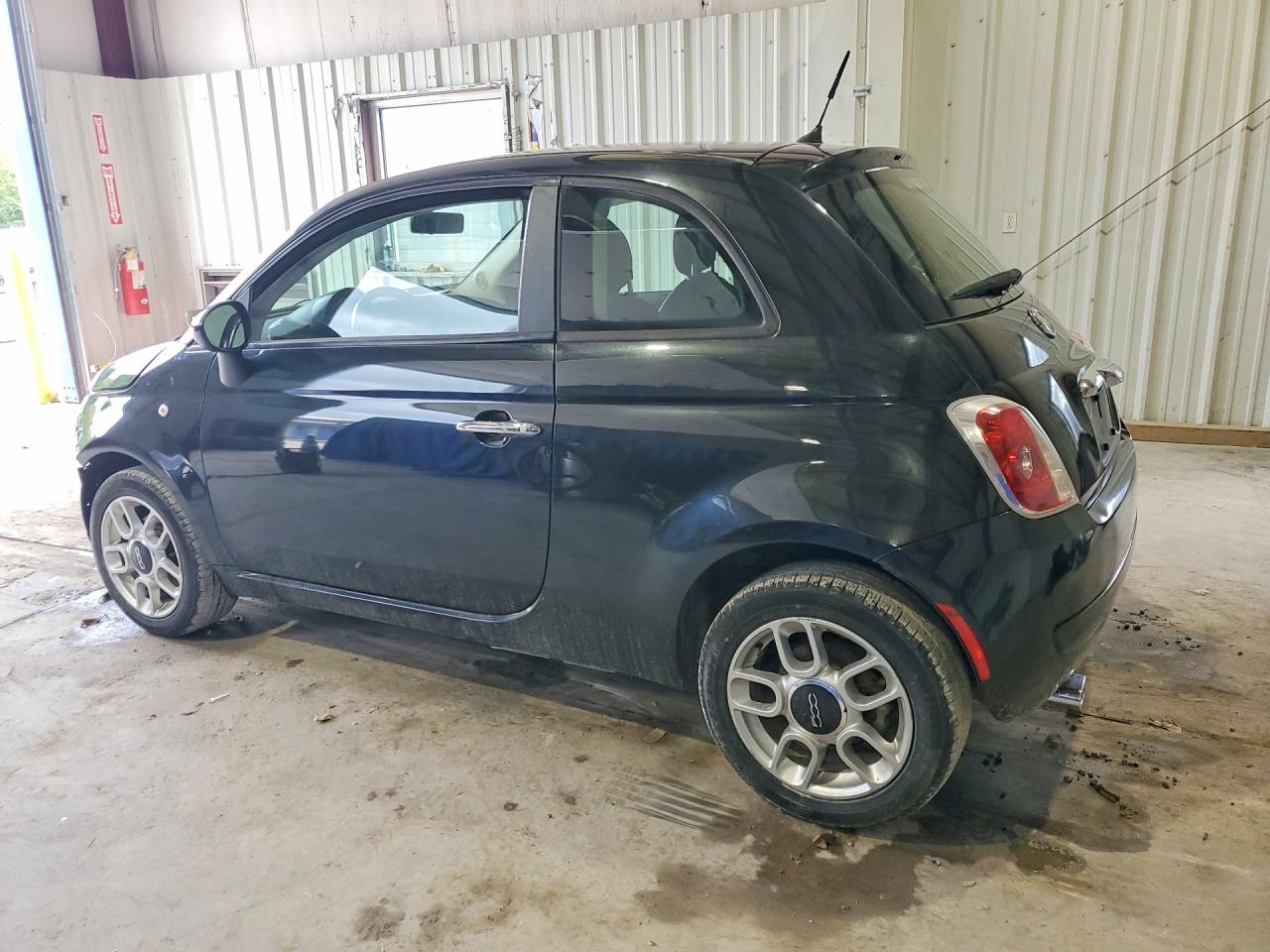 2012 FIAT 500 POP photo 4