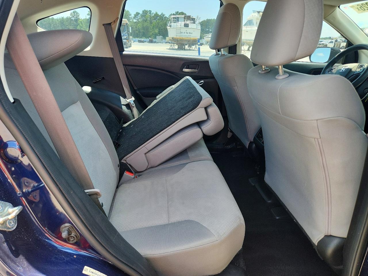 2015 HONDA CR-V LX photo 31