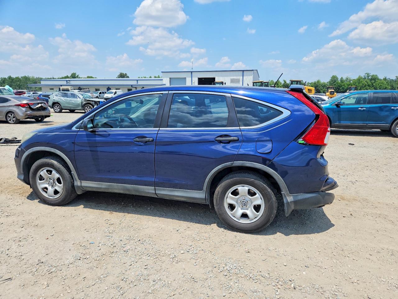 2015 HONDA CR-V LX photo 4