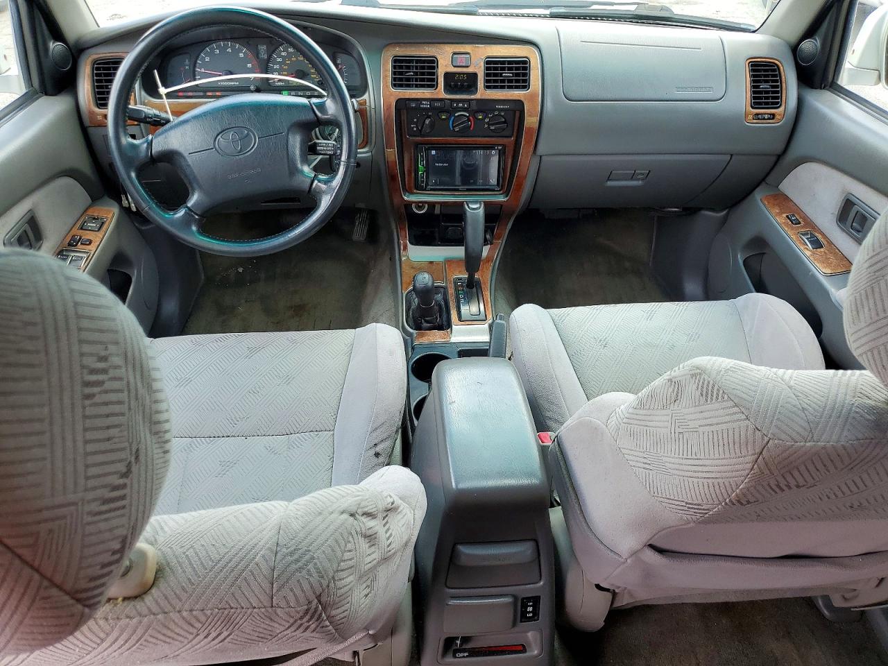 2001 TOYOTA 4RUNNER SR5 photo 22