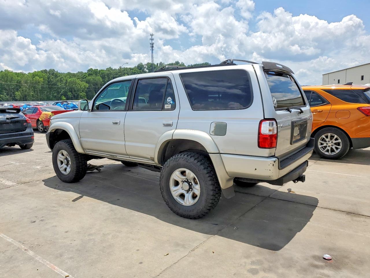 2001 TOYOTA 4RUNNER SR5 photo 4