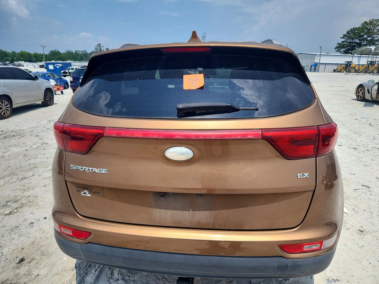 2018 KIA SPORTAGE EX photo 16