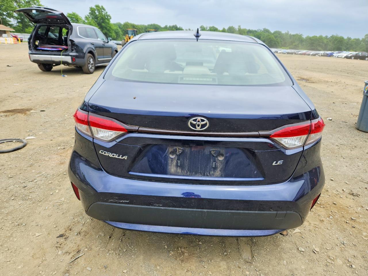 2020 TOYOTA COROLLA LE photo 6