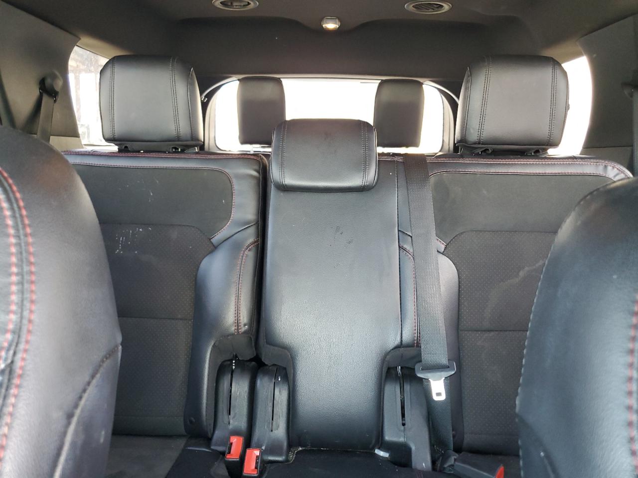 2019 FORD EXPLORER XLT photo 19