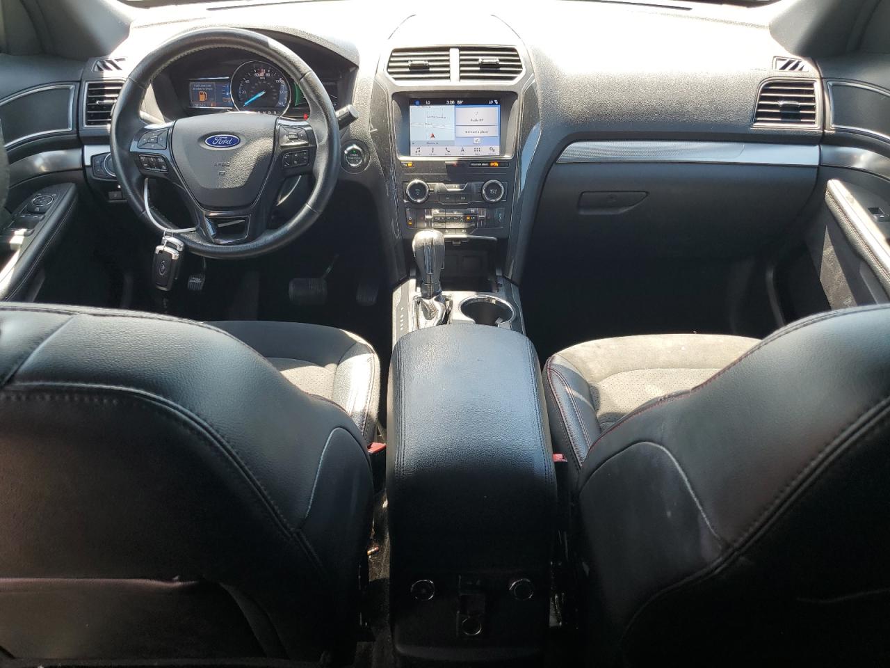 2019 FORD EXPLORER XLT photo 15