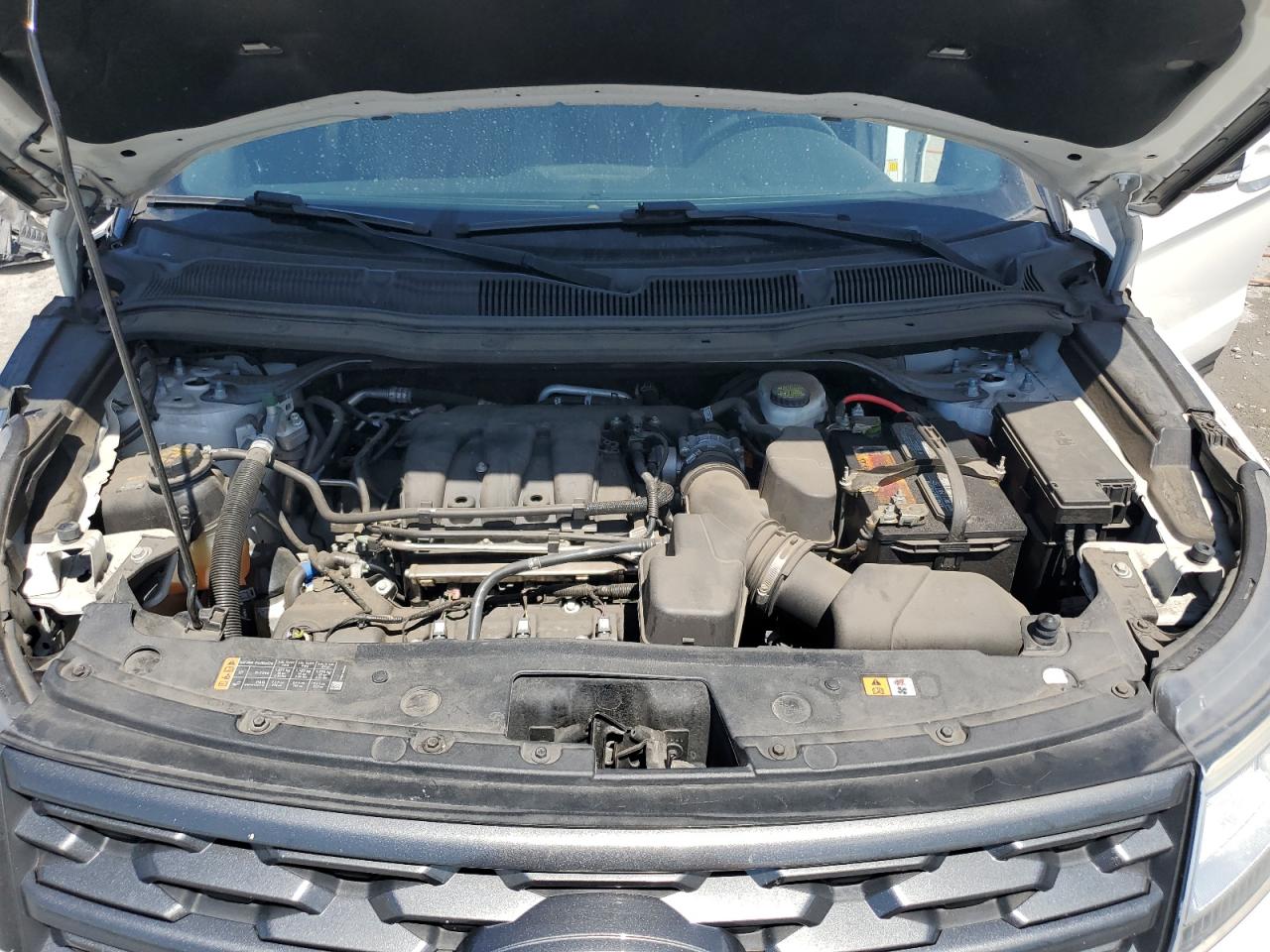 2019 FORD EXPLORER XLT photo 23