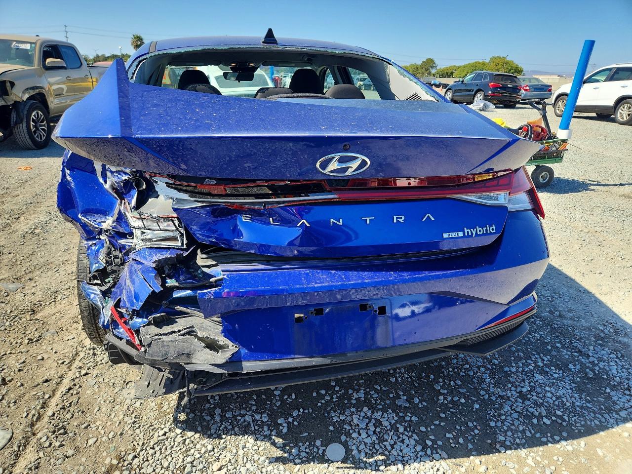 2023 HYUNDAI ELANTRA BLUE photo 16
