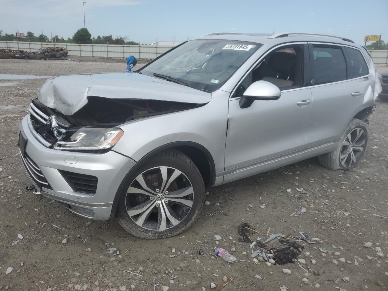 2017 VOLKSWAGEN TOUAREG