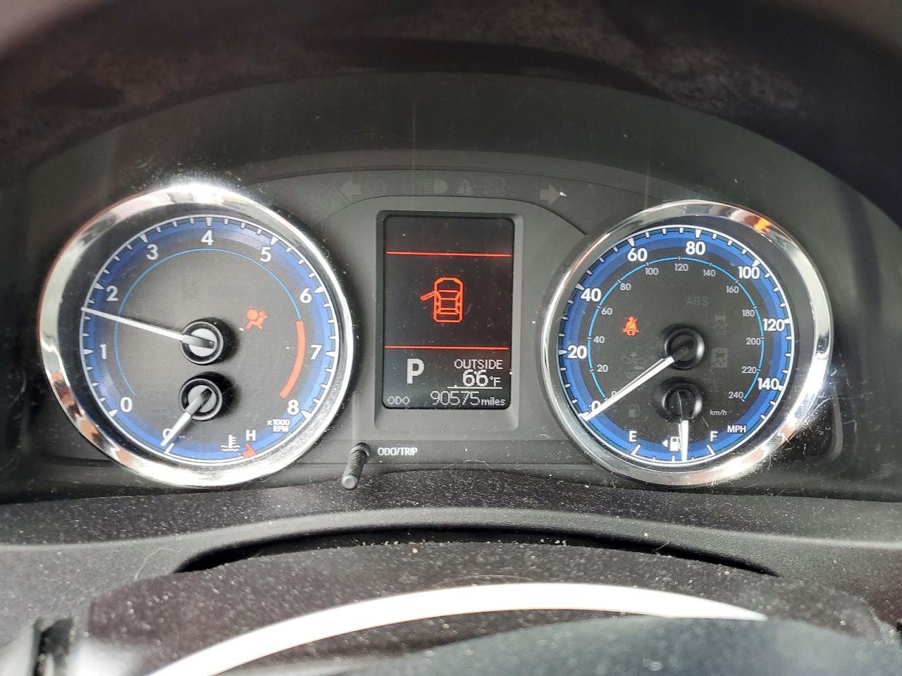 2017 TOYOTA COROLLA LE photo 17